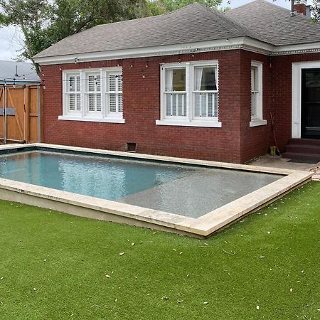 Woodlawn Avenue Beauty Villa San Antonio Exterior photo